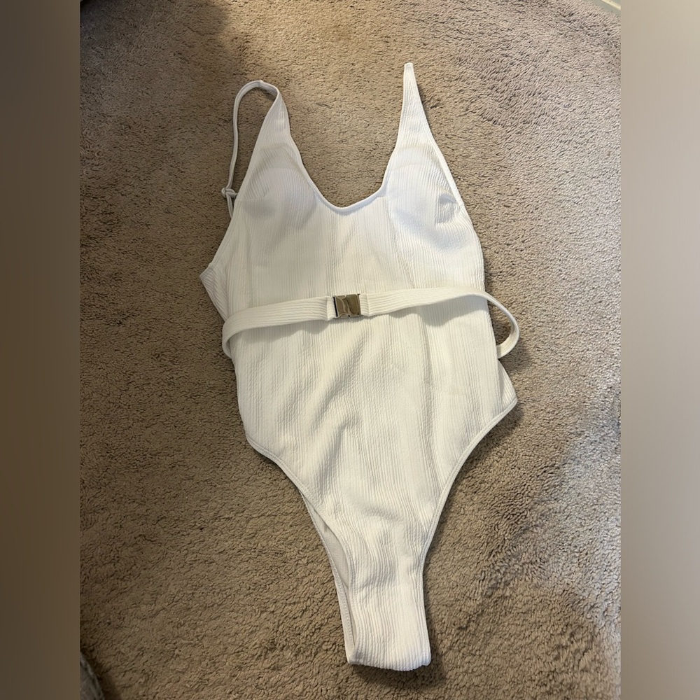 One piece bathing suit